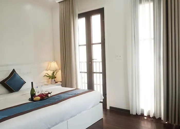 Hotel Khach San Time Lotus
