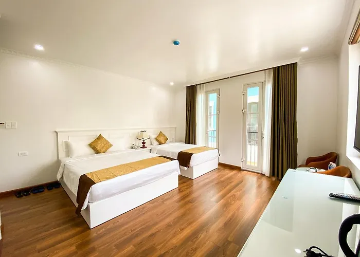 Hotel Khach San Time Lotus 3*