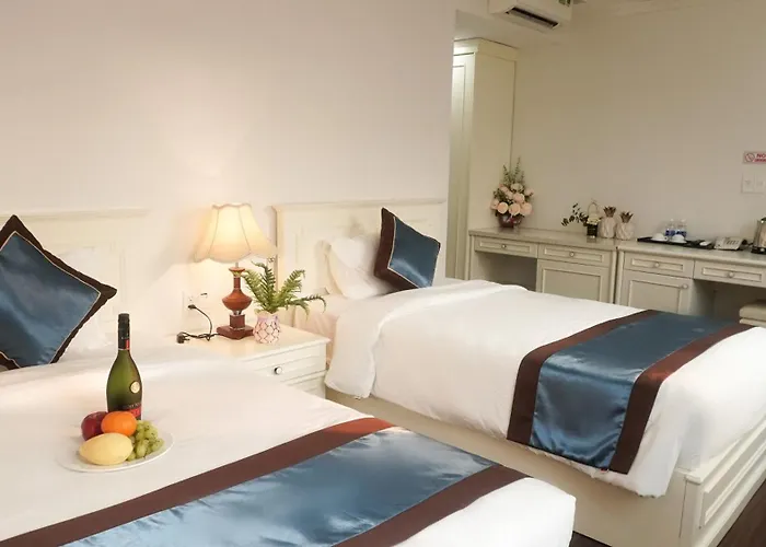 Khach San Time Lotus Hotel 3*