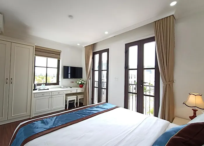Khach San Time Lotus Hotel 3*