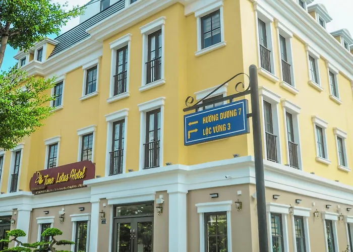 Hotel Khach San Time Lotus 3*